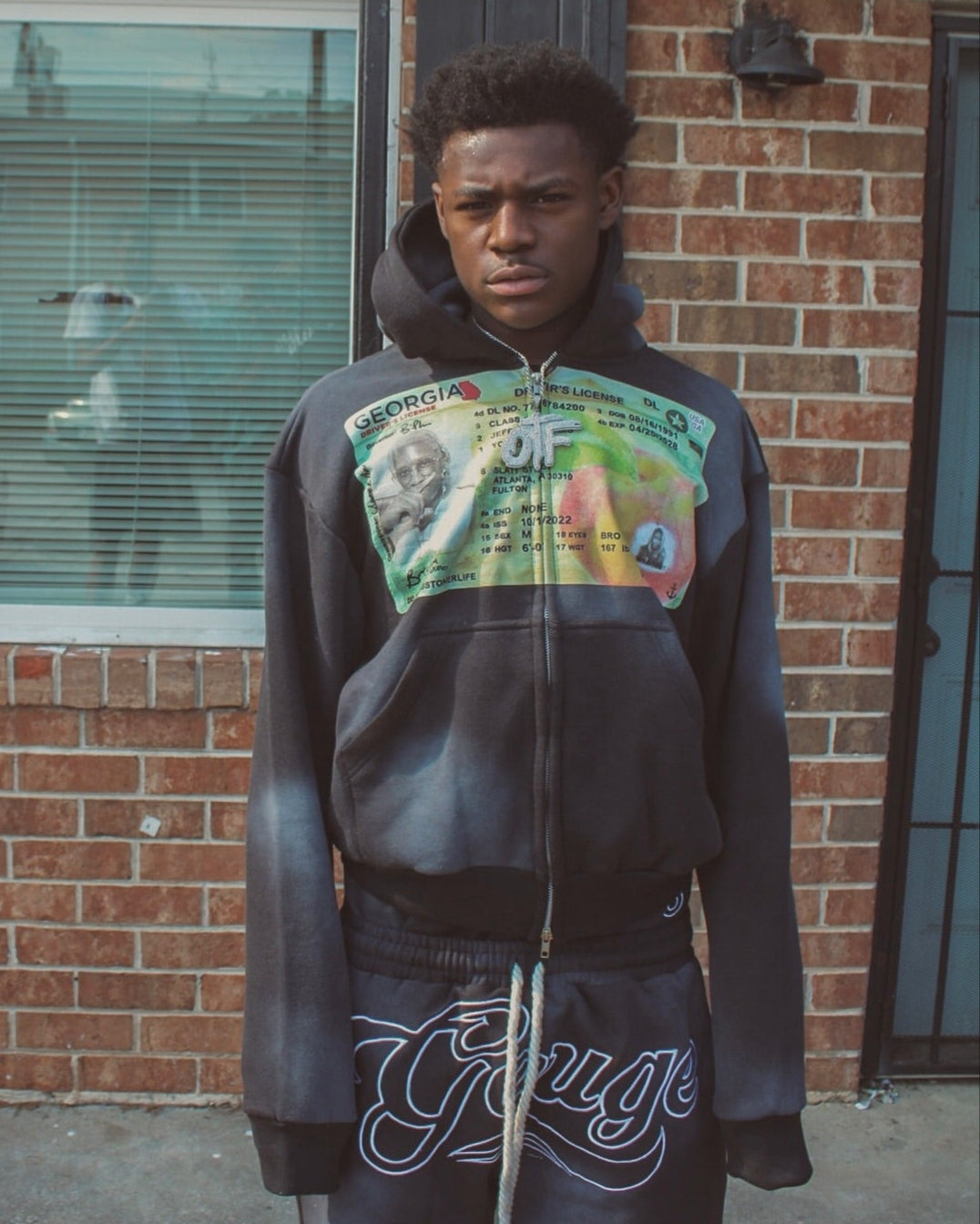 "FREE THUG" ZIP UP HOODIE